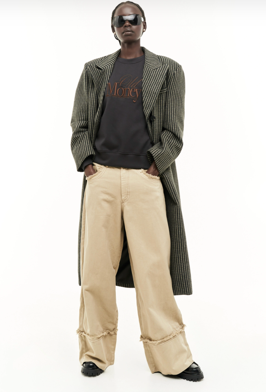 Cappotto lungo a righe con taglio oversize