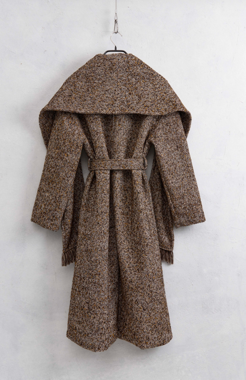 Cappotto in tweed con cintura
