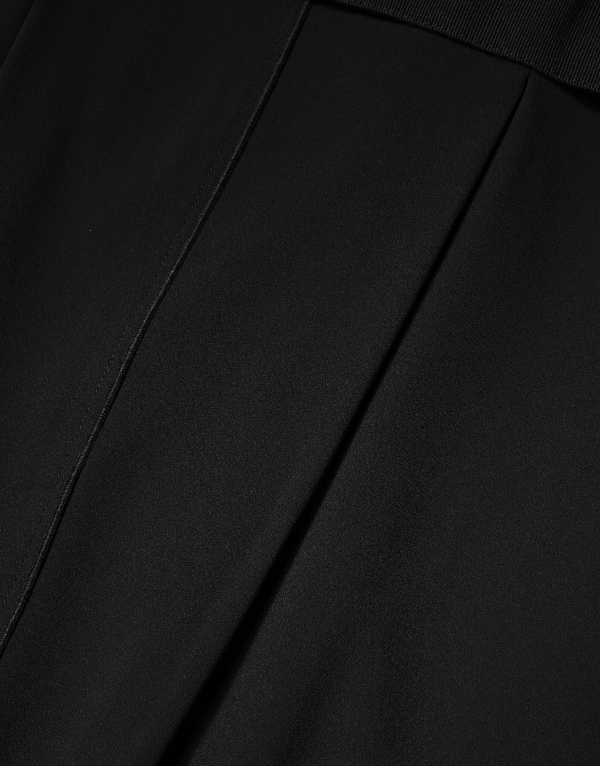 Dolce &amp; Gabbana Black Sleeveless Sheath Knee Length Dress