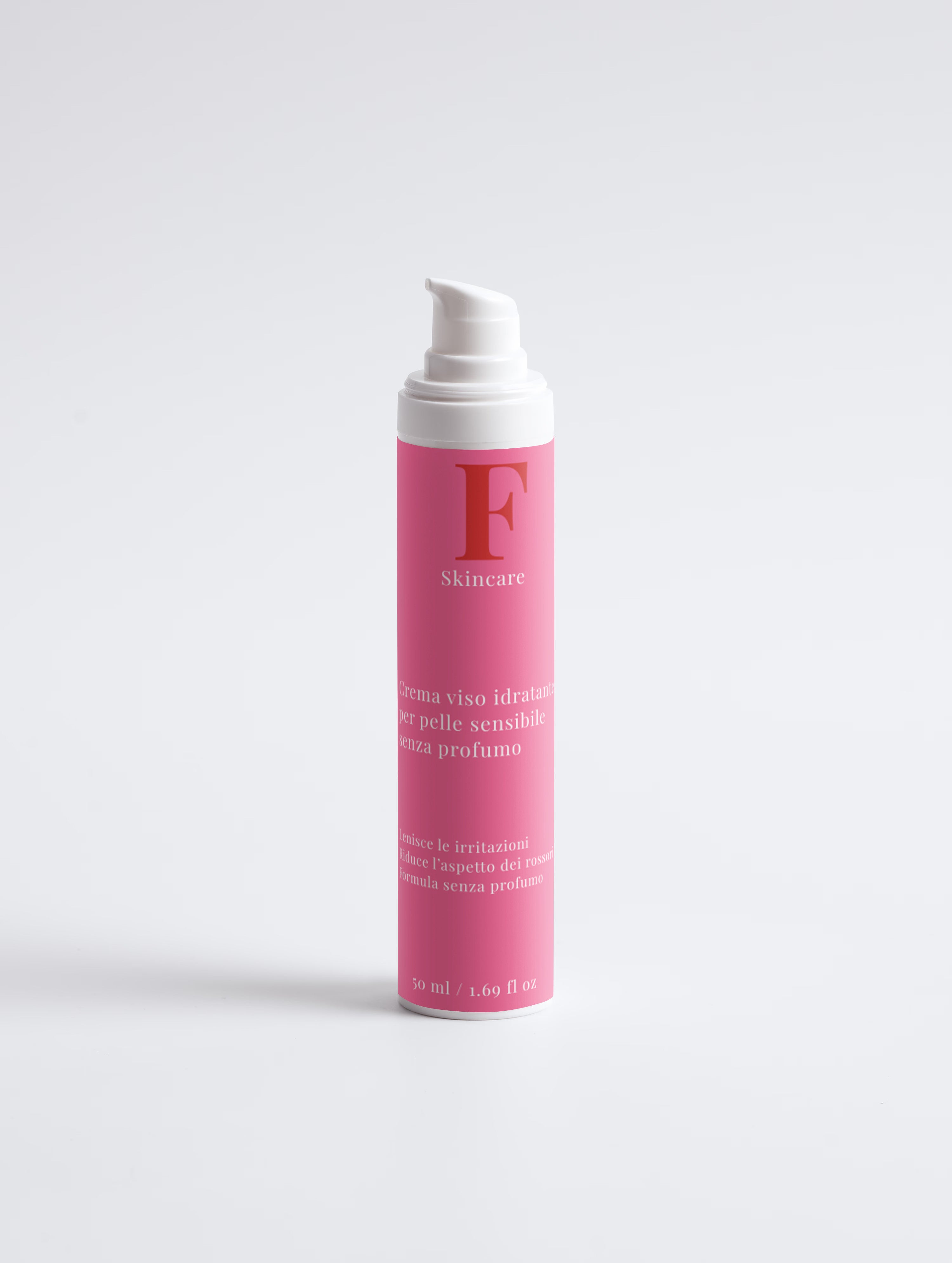 Moisturizing face cream for sensitive skin